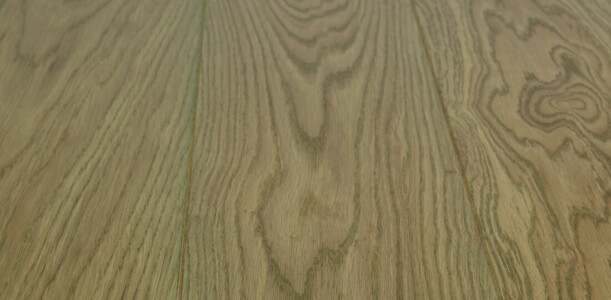 Паркетная доска №8 дуб, браш