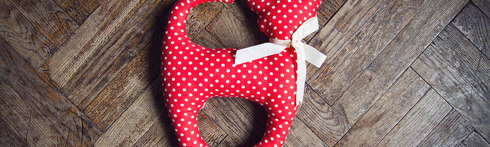 red-homemade-cat-toy-with-polka-dots-PK4QC6L